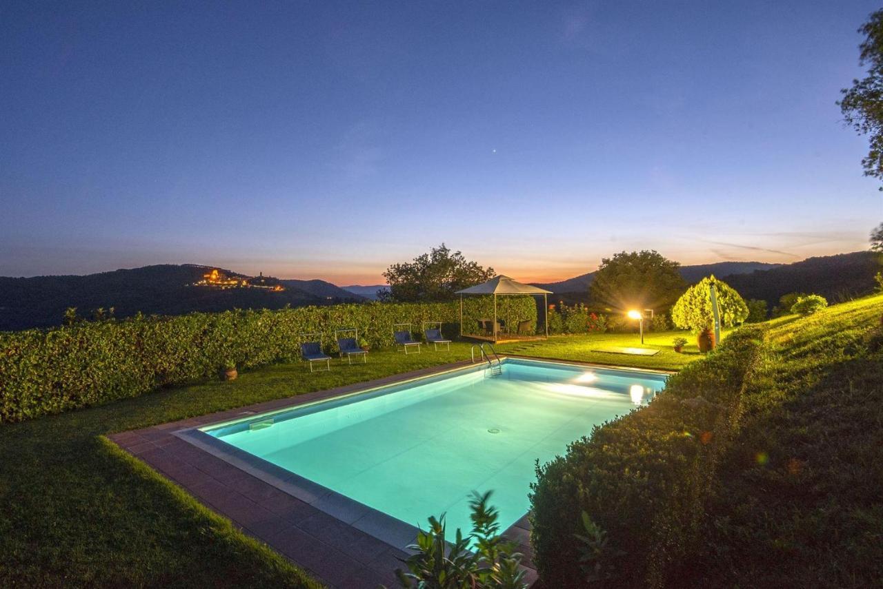 Villa Il Sole チヴィテッラ・イン・ヴァル・ディ・キアーナ エクステリア 写真
